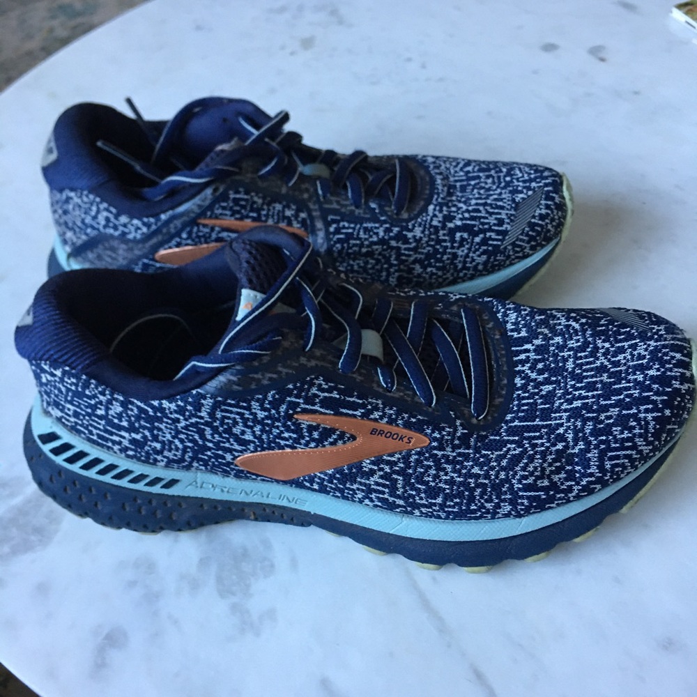 SNEAKERS BROOKS SNEAKERS⭐️